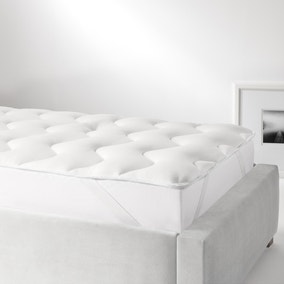 Snuggledown Scandi Knitted Hollowfibre Mattress Topper